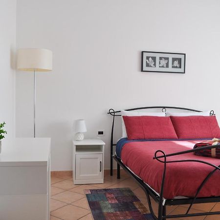 B&B Sarita'S Rooms Certosa di Pavia Eksteriør billede