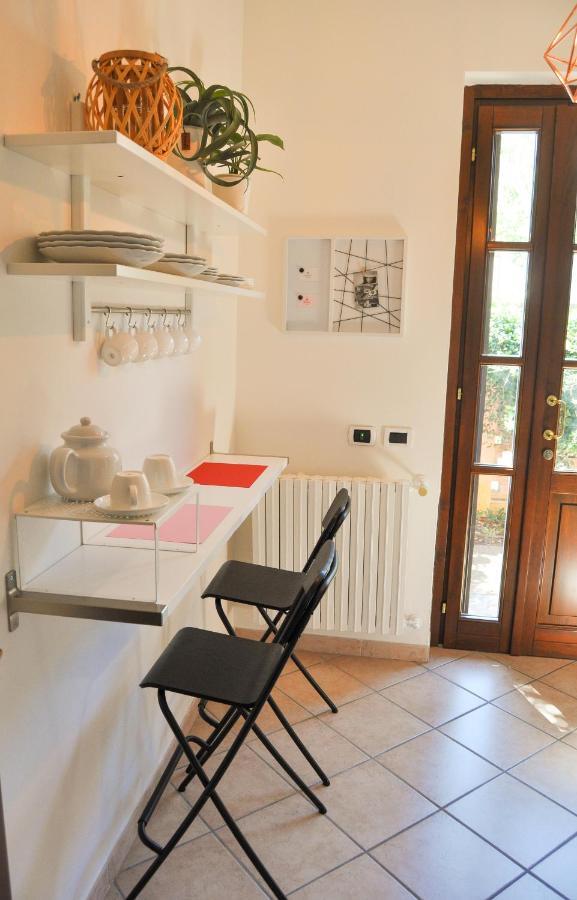 B&B Sarita'S Rooms Certosa di Pavia Eksteriør billede